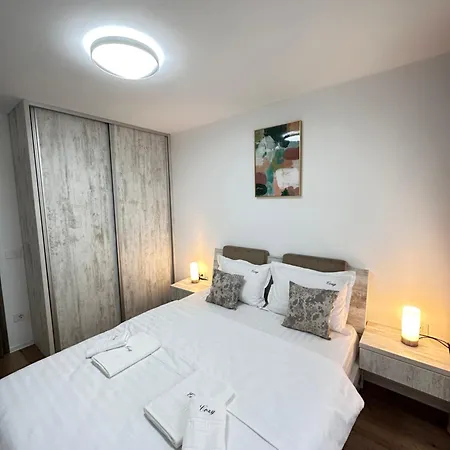 Apartment Deluxe Cozy - Coresi Mall #brasov *